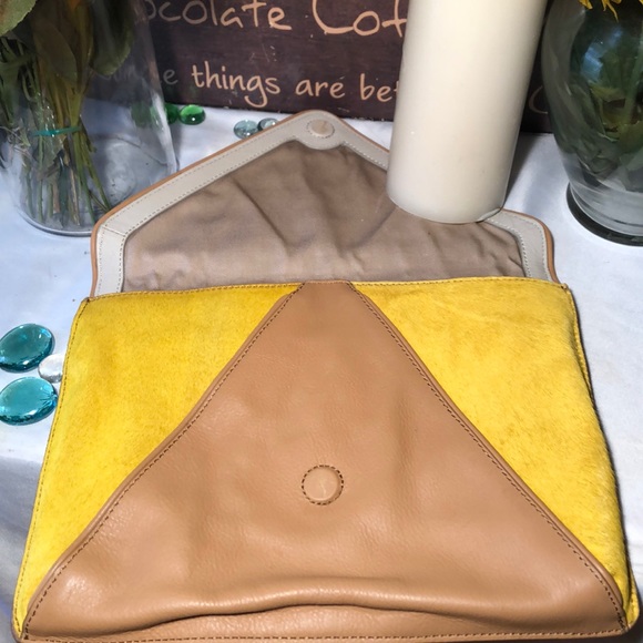 Banana Republic Clutch - Picture 2 of 8